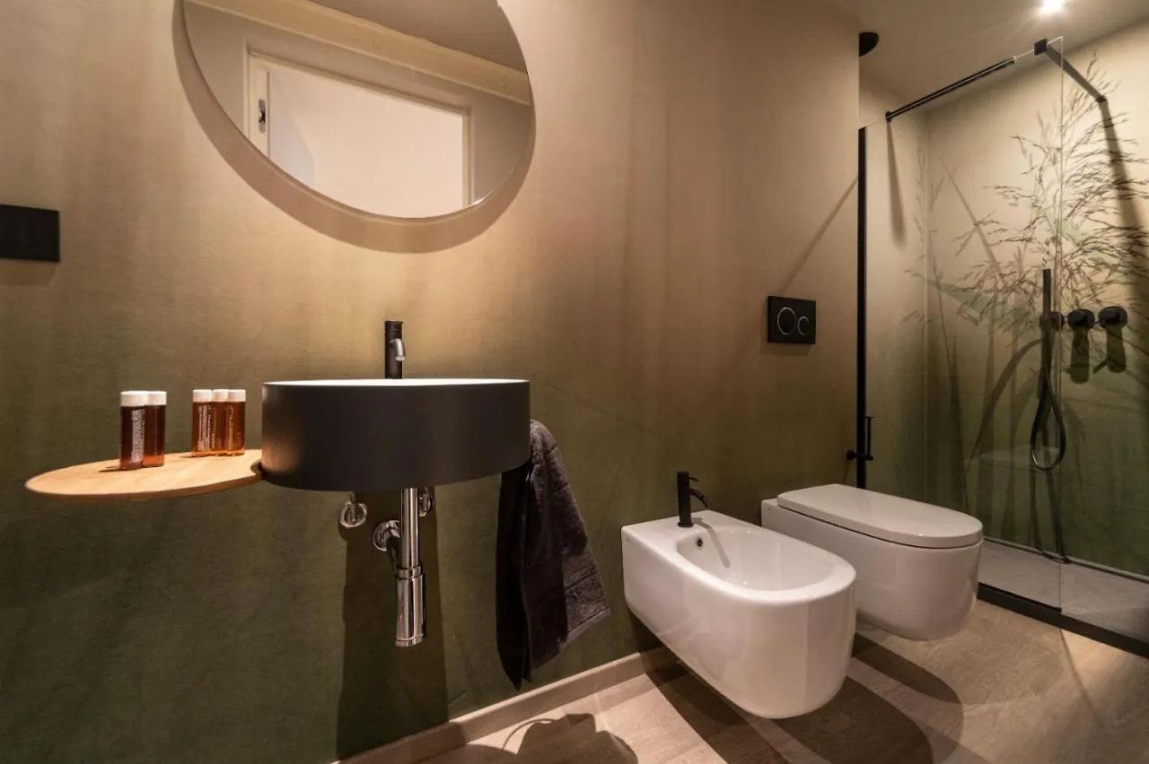 Studio Mav - Design In Porta Romana ミラノ 0*,